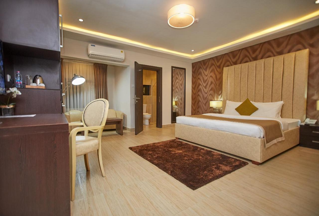 The Cabin Hotel Accra Eksteriør bilde