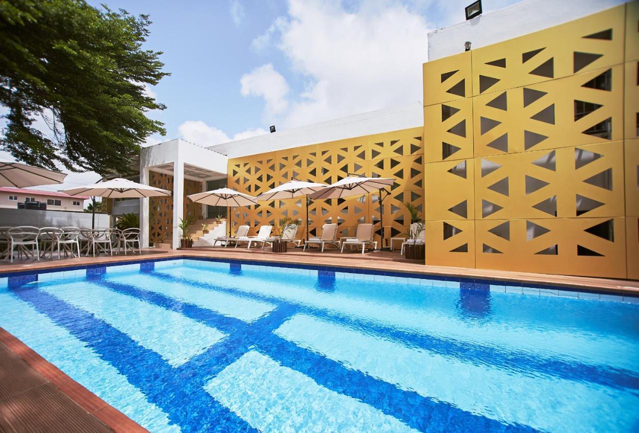 The Cabin Hotel Accra Eksteriør bilde