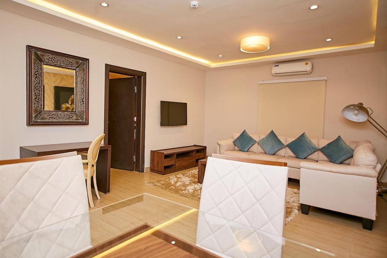 The Cabin Hotel Accra Eksteriør bilde